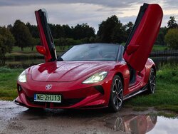 Miniatura: MG Cyberster AWD