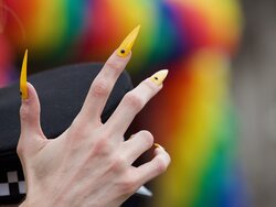 Miniatura: Jak samorządy wdrażają ideały LGBT?