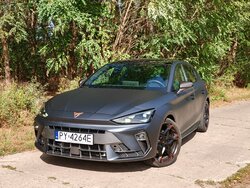 Miniatura: Cupra Leon