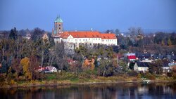 Miniatura: Wielka historia małego miasteczka
