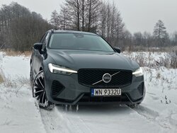 Miniatura: Volvo XC60 T6 AWD Recharge