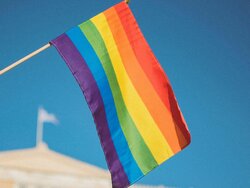 Miniatura: Olśniewająca dekonstrukcja