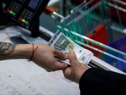 Miniatura: Z lewa na euro