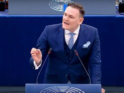 Miniatura: Froelich: Tusk to zagrożenie dla Polski i...