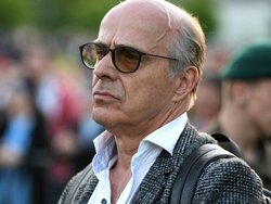 Miniatura: Dziś ciemny lud tego nie kupi