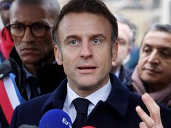 Miniatura: Prezydent Macron idzie na wojnę?