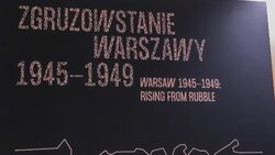 Miniatura: Warszawa zgruzowstała