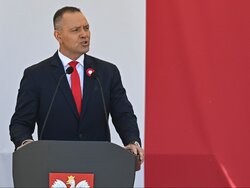 Miniatura: Czy Polska potrzebuje nowej konstytucji?