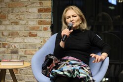 Miniatura: Teatr, zbrodnia i habit