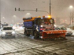 Miniatura: Zima trzyma