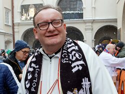 Miniatura: Kapelan prezydenta: Zdradza się tylko raz