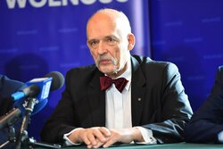 Miniatura: Korwin-Mikke: Broniarz powinien siedzieć!