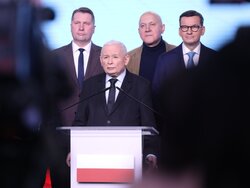 Miniatura: PiS strzela sobie w stopę