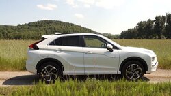 Miniatura: Mitsubishi Eclipse Cross Phev