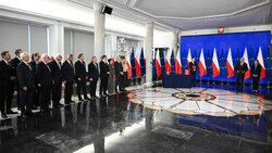 Miniatura: Gra poza planszą