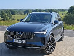 Miniatura: Volvo XC90 T8