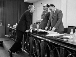 Miniatura: Kulisy wprowadzenia dekretu o stanie wojennym