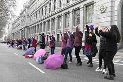 Miniatura: Dzień kobiet w cieniu aborcji