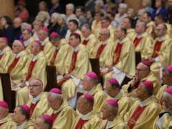 Miniatura: Episkopalne przeciąganie liny