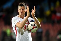 Miniatura: Lewandowski idzie na wojnę