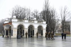 Miniatura: Labuda: Ochrona miejsc pamięci to często...