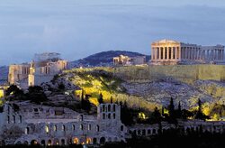 Marmury i trochę betonu, czyli Akropol po renowacji
