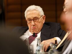 Sklerotyczny realizm Kissingera