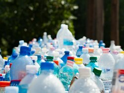 Miniatura: Jak zrobiono z Polaków śmieciarzy