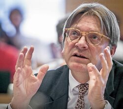 Verhofstadt pod sąd?
