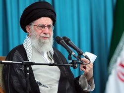 Miniatura: Iran wychodzi z wojny z tarczą