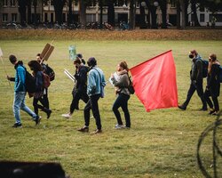Miniatura: Ideologia mąci umysł