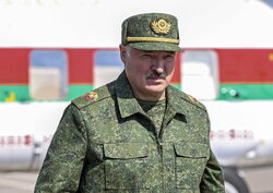 Łukaszenka walczy o życie