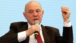 Gmyz: Sonik nie wystartuje z list Trzeciej Drogi. Mejza może nie...