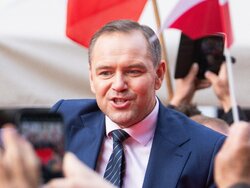 Miniatura: Nowy początek?