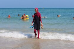 Miniatura: Burkini symbolem postępu