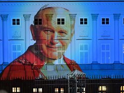 Jan Paweł II kontra komunizm
